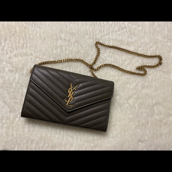 Authentic YSL Wallet on Chain - Picture 2 of 5